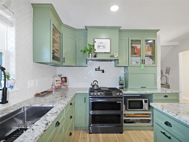 Foto del edificio - 4219 Frost St