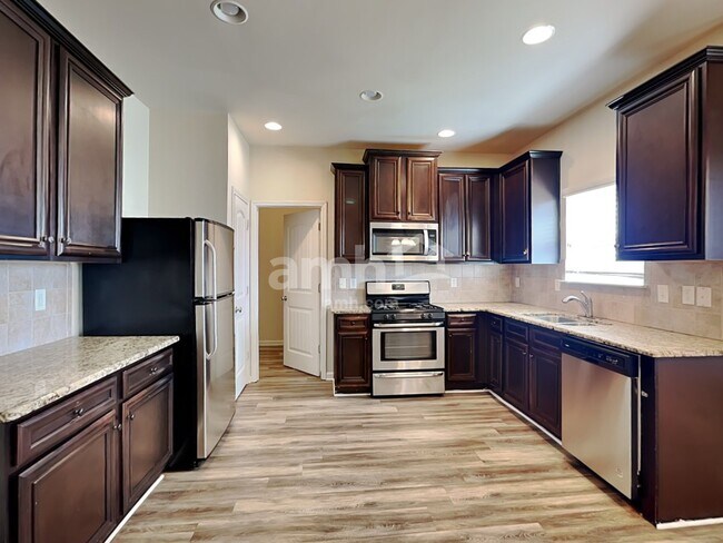 Building Photo - 80 Torero Trail