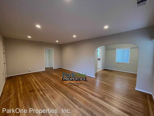 Building Photo - 2 br, 2 bath House - 600 D Street