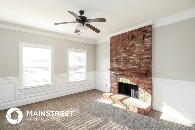 Foto del edificio - 6373 Flat Rock Ln