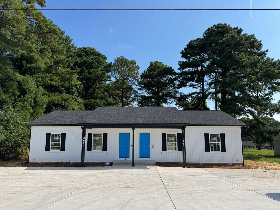 Foto principal - Brand New Two Bedroom Duplex in Denver