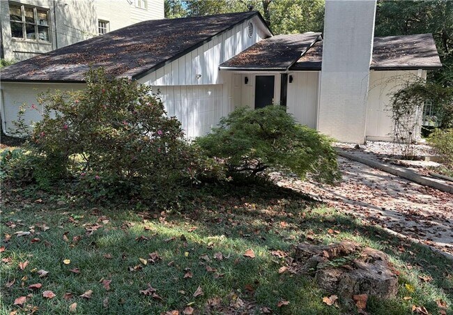 Foto del edificio - 2173 Monterey Dr NW