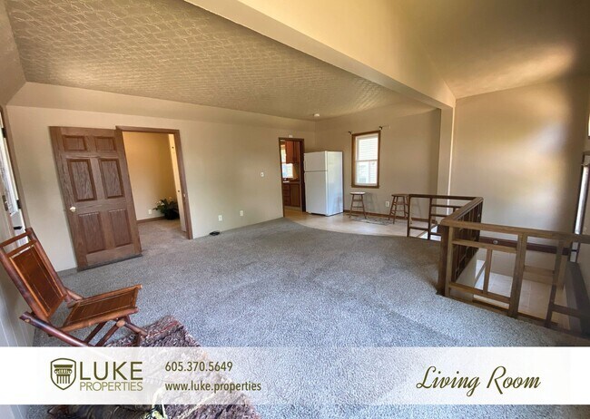 Foto del edificio - 102 S Lake Ave