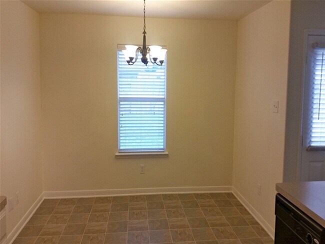 Foto del edificio - 4345 Medina River Loop