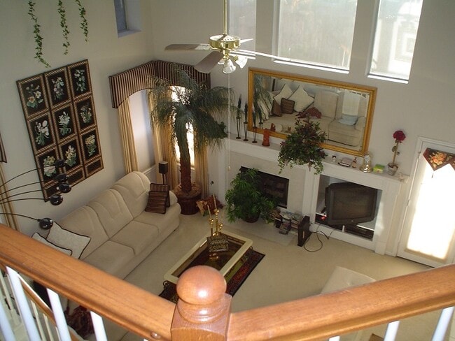 Building Photo - 8934 Aberdeen Oaks Dr