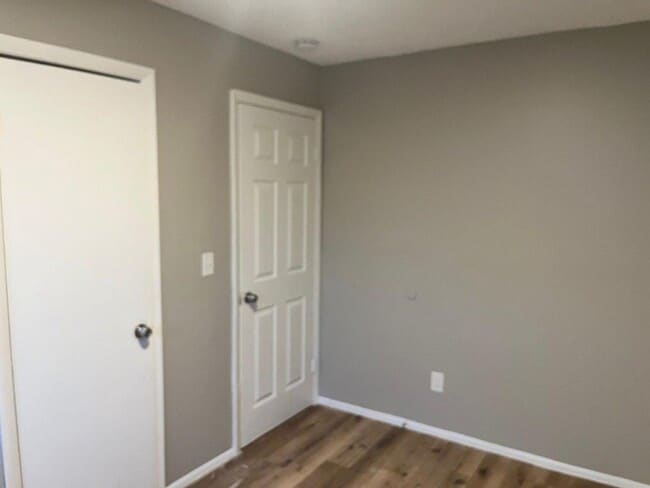 Foto del edificio - 4809 Okeefe St