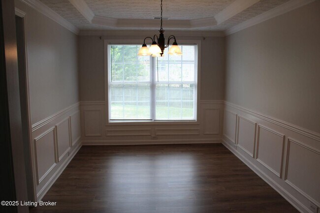 Foto del edificio - 10945 Symington Cir