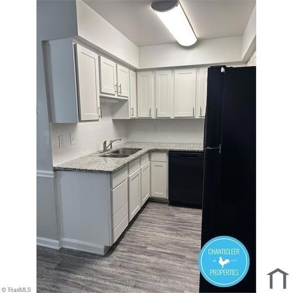 Foto del edificio - 501 Greenbriar Rd