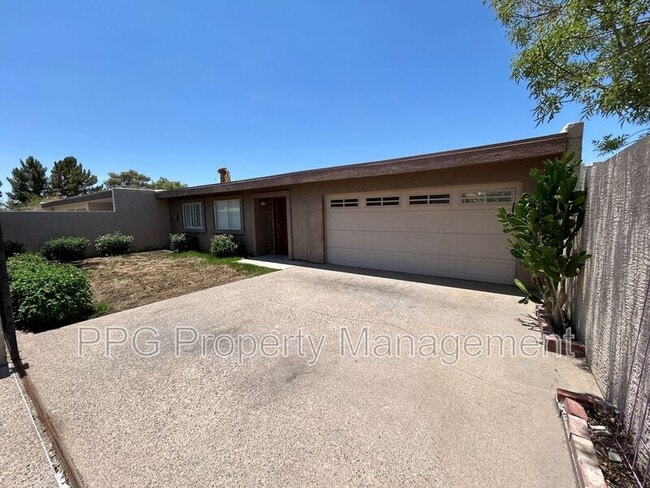 Building Photo - 248 Laguna Dr E