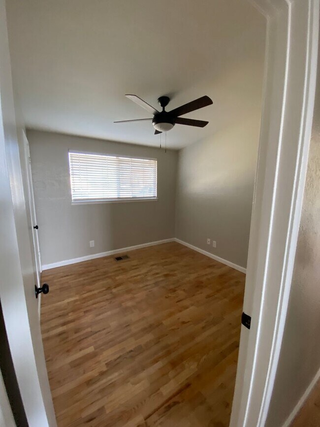 Foto del edificio - North Hanford 3 bedroom