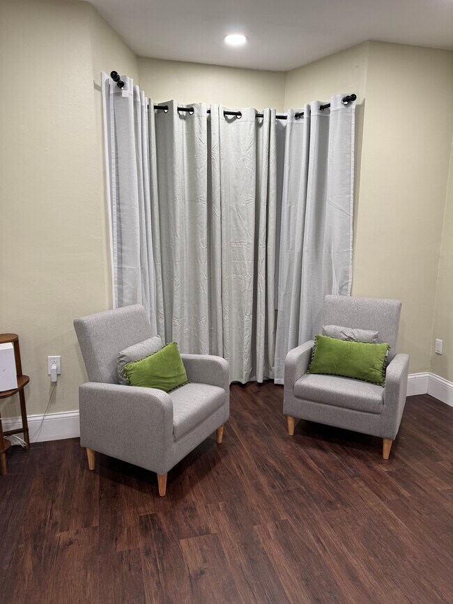 Foto del edificio - 252 Admiral St