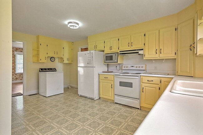 Building Photo - 1212 Tusculum Blvd
