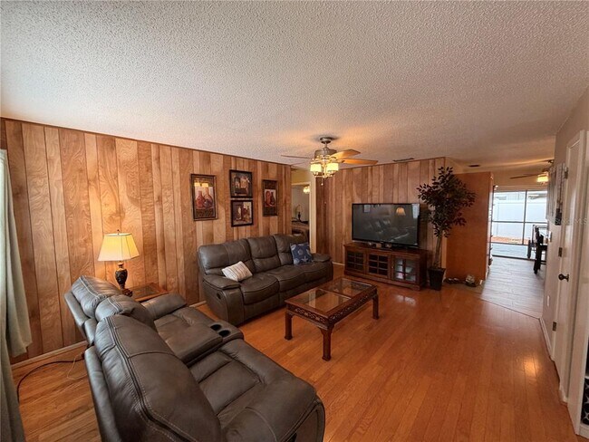 Foto del edificio - 7238 55th Ave N