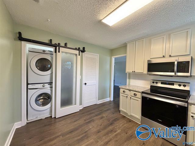Foto del edificio - 1208 SE Willowbrook Dr