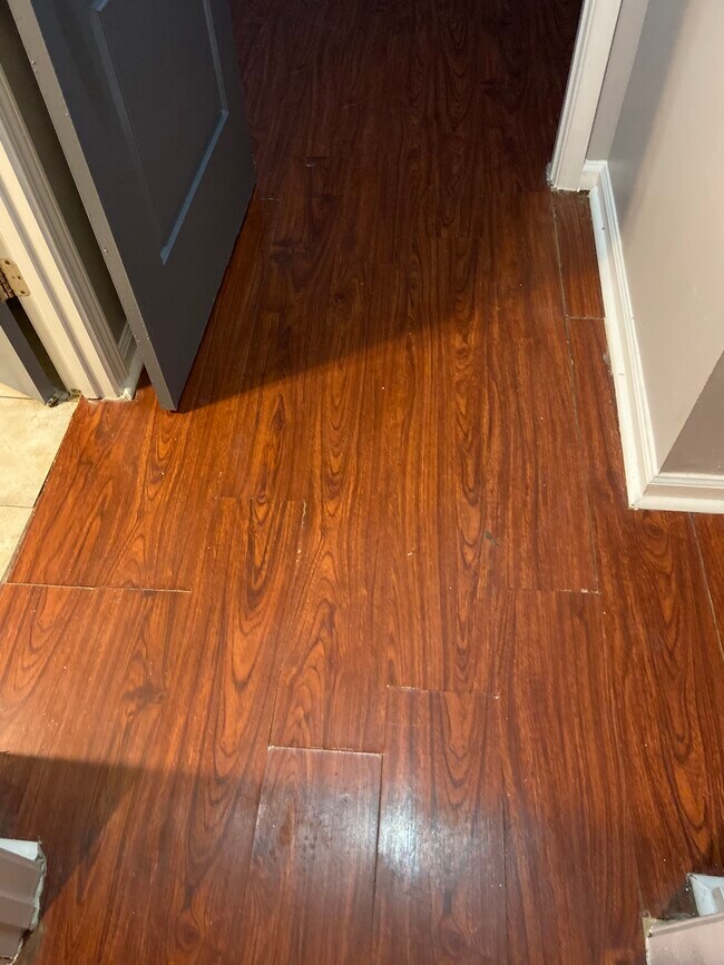 Building Photo - 3521 Iowa Ave