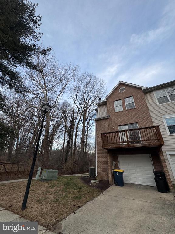 Foto del edificio - 4641 Deepwood Ct