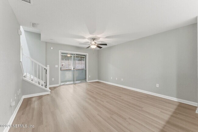 Foto del edificio - 8550 Argyle Business Loop