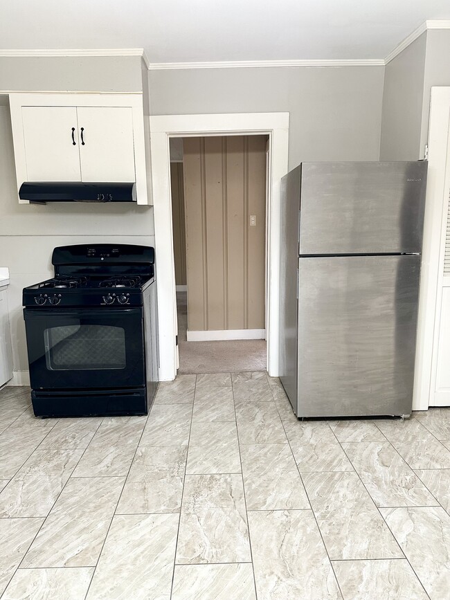 Foto del edificio - 1312 W University Ave