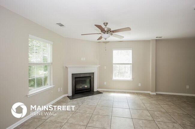 Foto del edificio - 4439 Eglinton Toll Ct