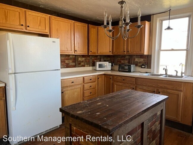 Building Photo - 4 br, 1 bath House - 5051 Tannery Rd