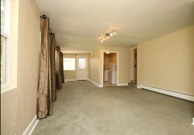 Foto del edificio - Great 3 Bed/2 Bath Home in Denver! Availab...