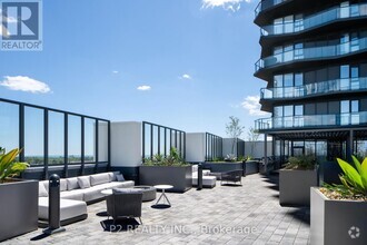 Building Photo - 36-3536 Zorra St