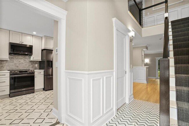 Foto del edificio - 20 Edgewater Commons Ln