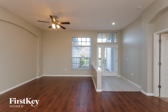 Building Photo - 5032 Balsam Dr