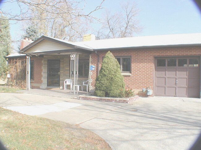 Building Photo - 60 S Allison St