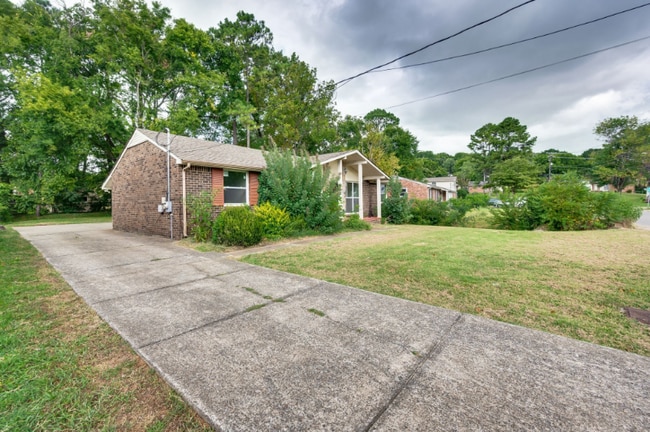 Photo - 5409 Country Dr House