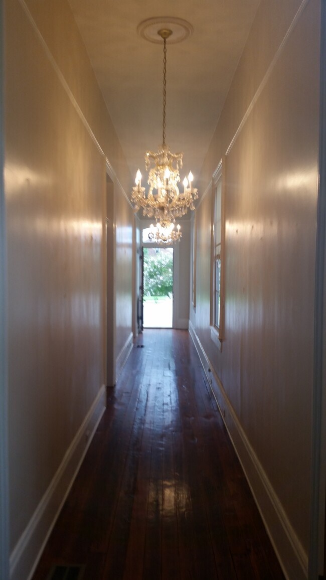 Foto del edificio - 220 Amelia St