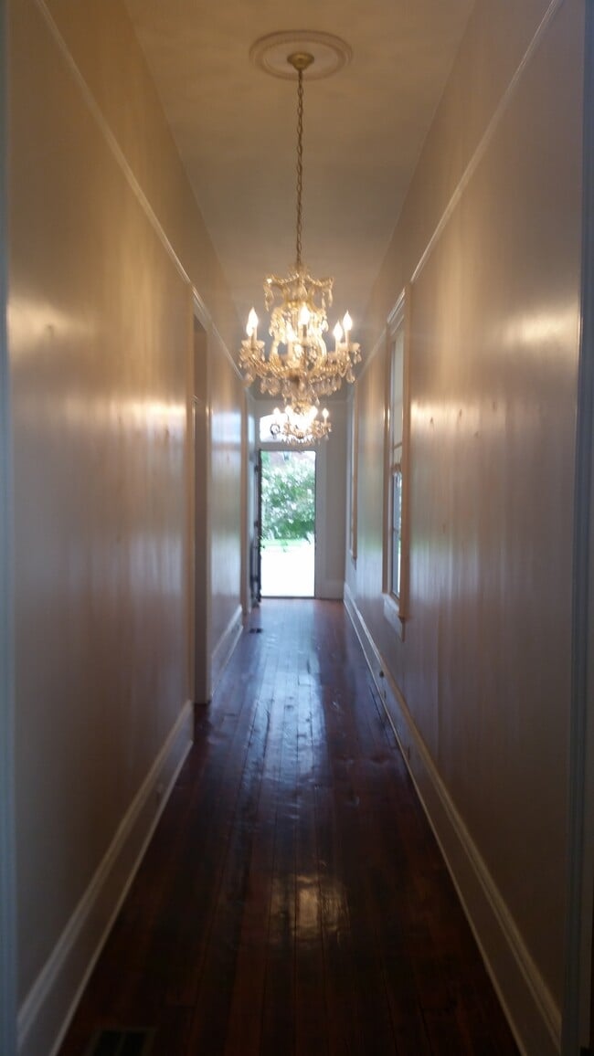 Photo - 220 Amelia St House