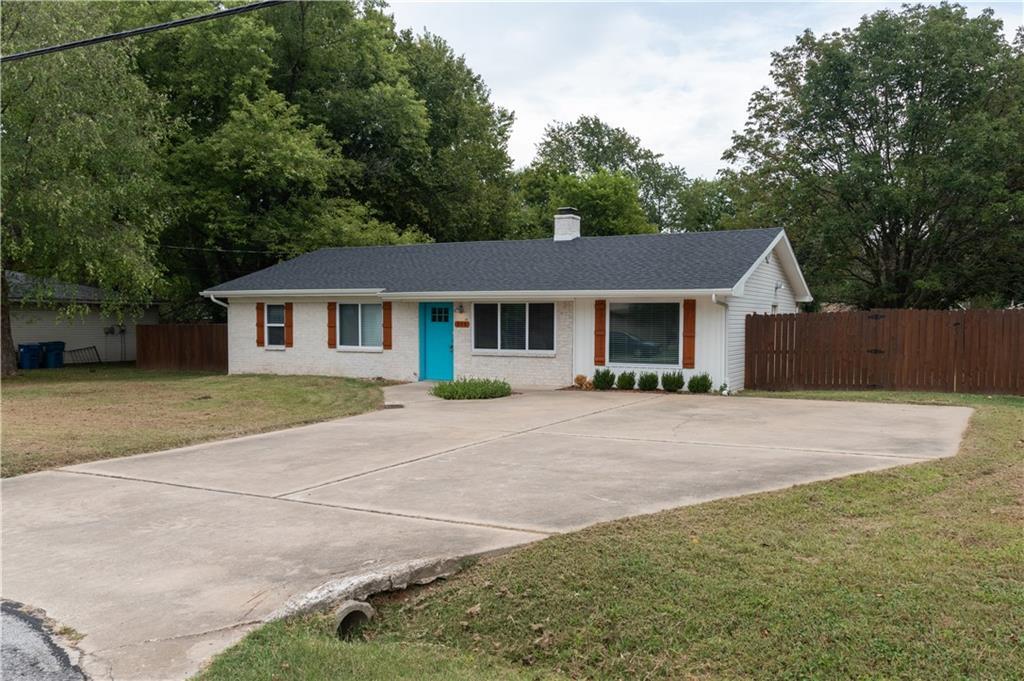 208 NW K St, Bentonville, AR 72712 House Rental in Bentonville, AR