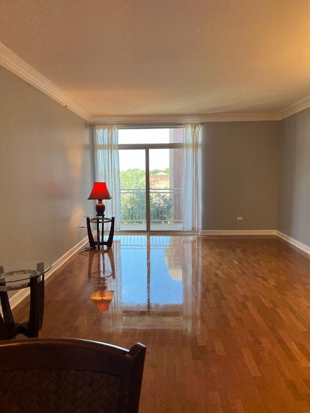 Living Room - 8400 Callie Ave