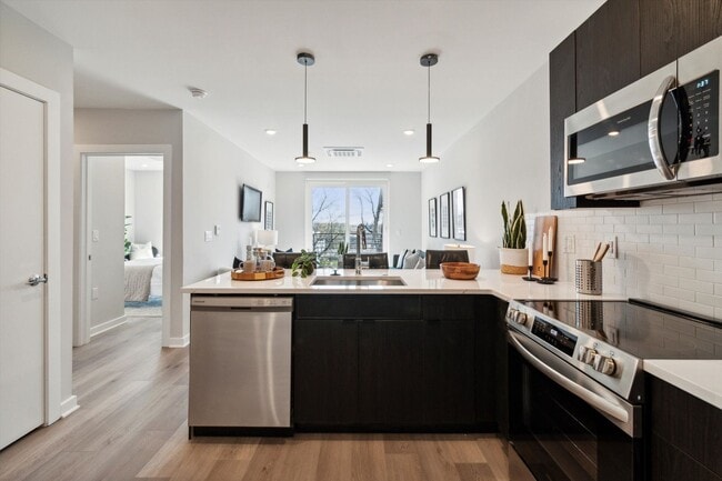 Interior Photo - The Peak at Scotts Lane