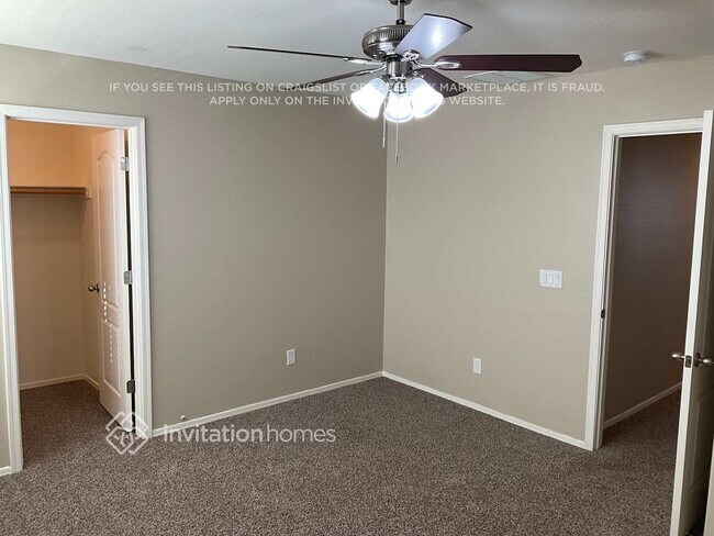 Foto del edificio - 17420 W Washington St