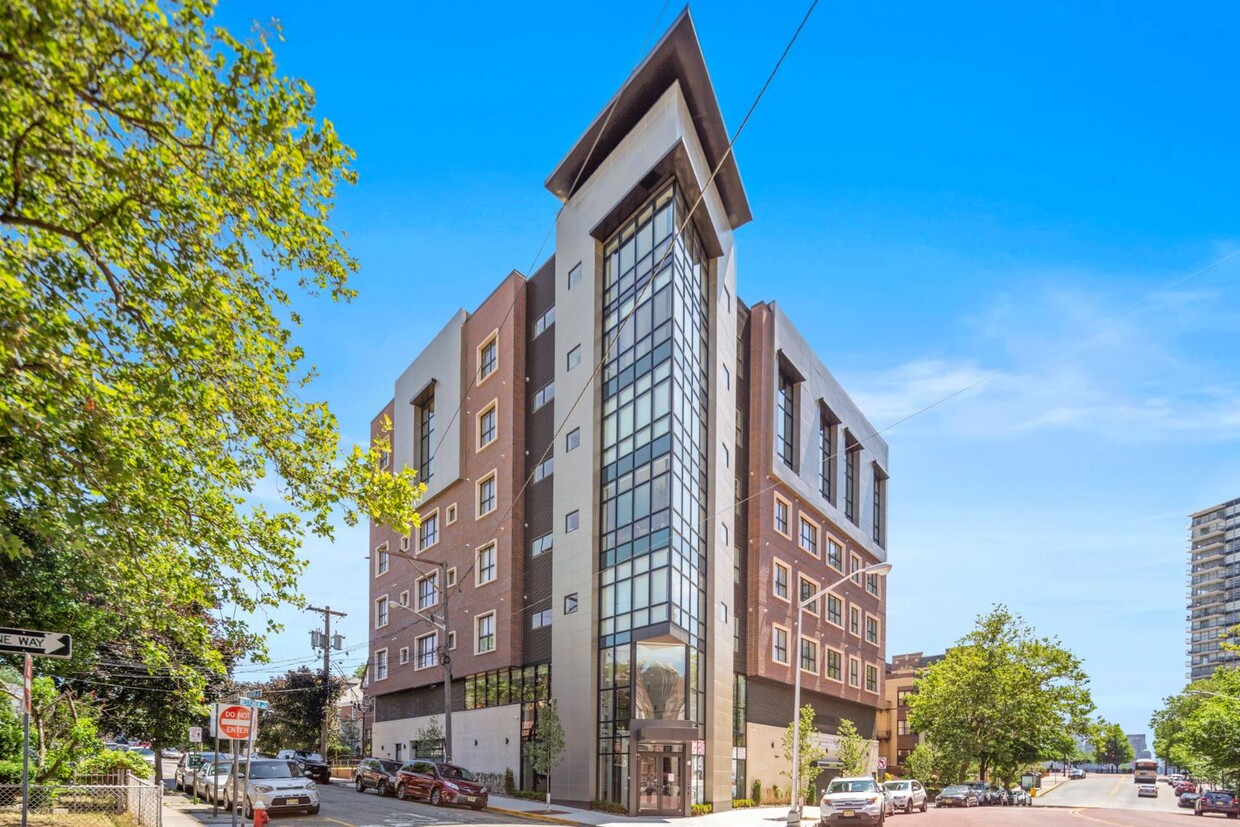 Photo - 6025 Blvd East - Unit 606