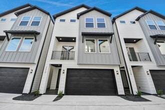 Building Photo - 7727 Hammerly Blvd