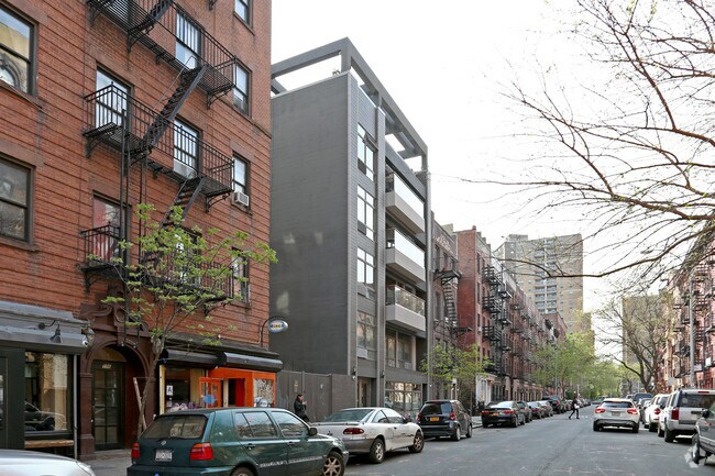 Foto del edificio - 532 E Fifth St