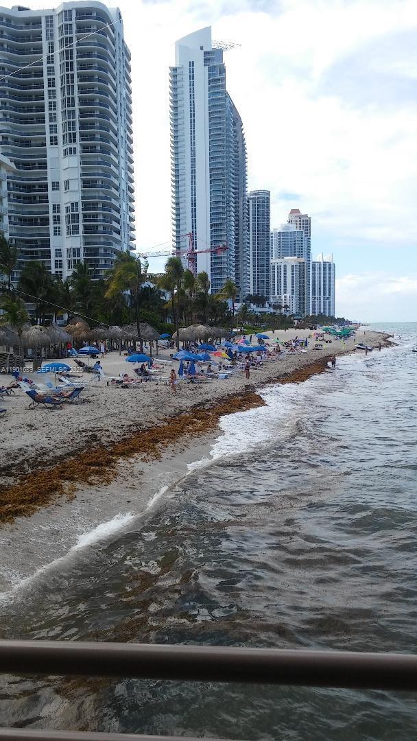 Foto del edificio - 16919 N Bay Rd