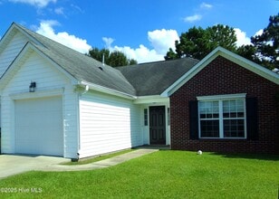 Building Photo - 421 Nordhoff St