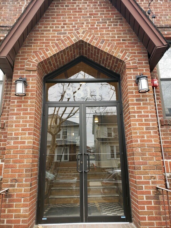 Foto del edificio - 8811 2nd Ave