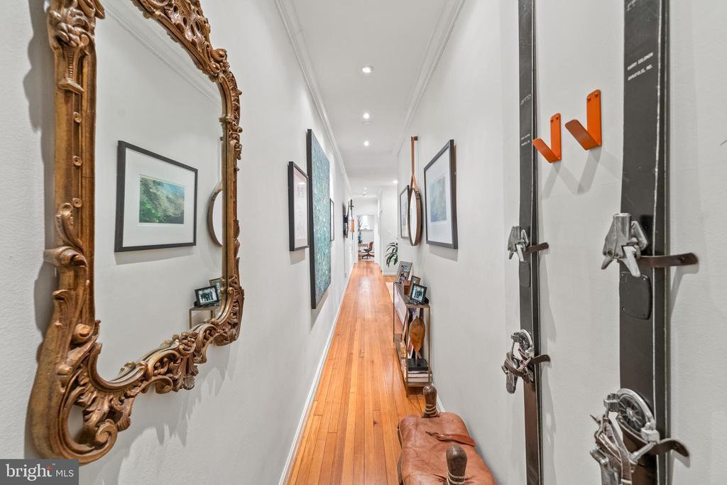 Foto principal - 1831 Belmont Rd NW