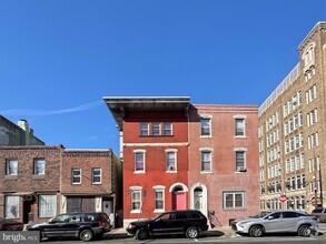 Building Photo - 3112 Frankford Ave