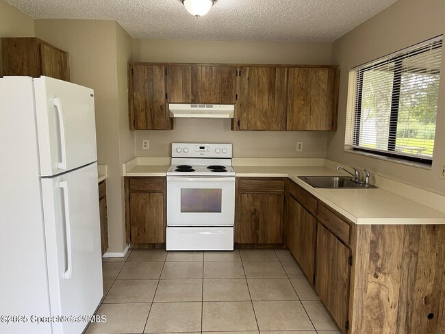 Foto del edificio - 1436 Valerius St SE