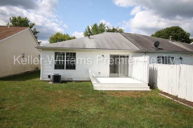 Building Photo - Spacious Pickerington Condo