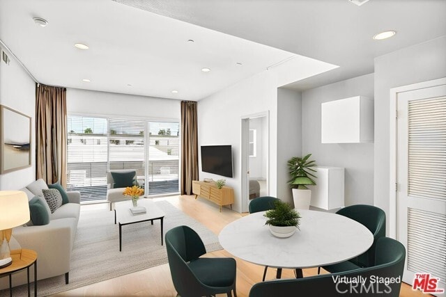 Foto del edificio - 4211 Redwood Ave