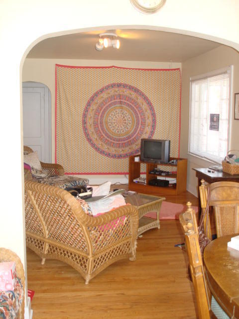 Foto del edificio - Aug 1st 2026/2027 Pre-leasing Close to 1.5 Blks to CSU & Old Town