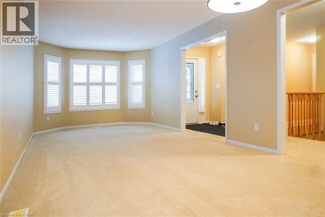 Photo du bâtiment - 37 Watson Crescent