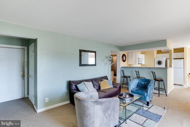 Foto del edificio - 2500 Markham Ln
